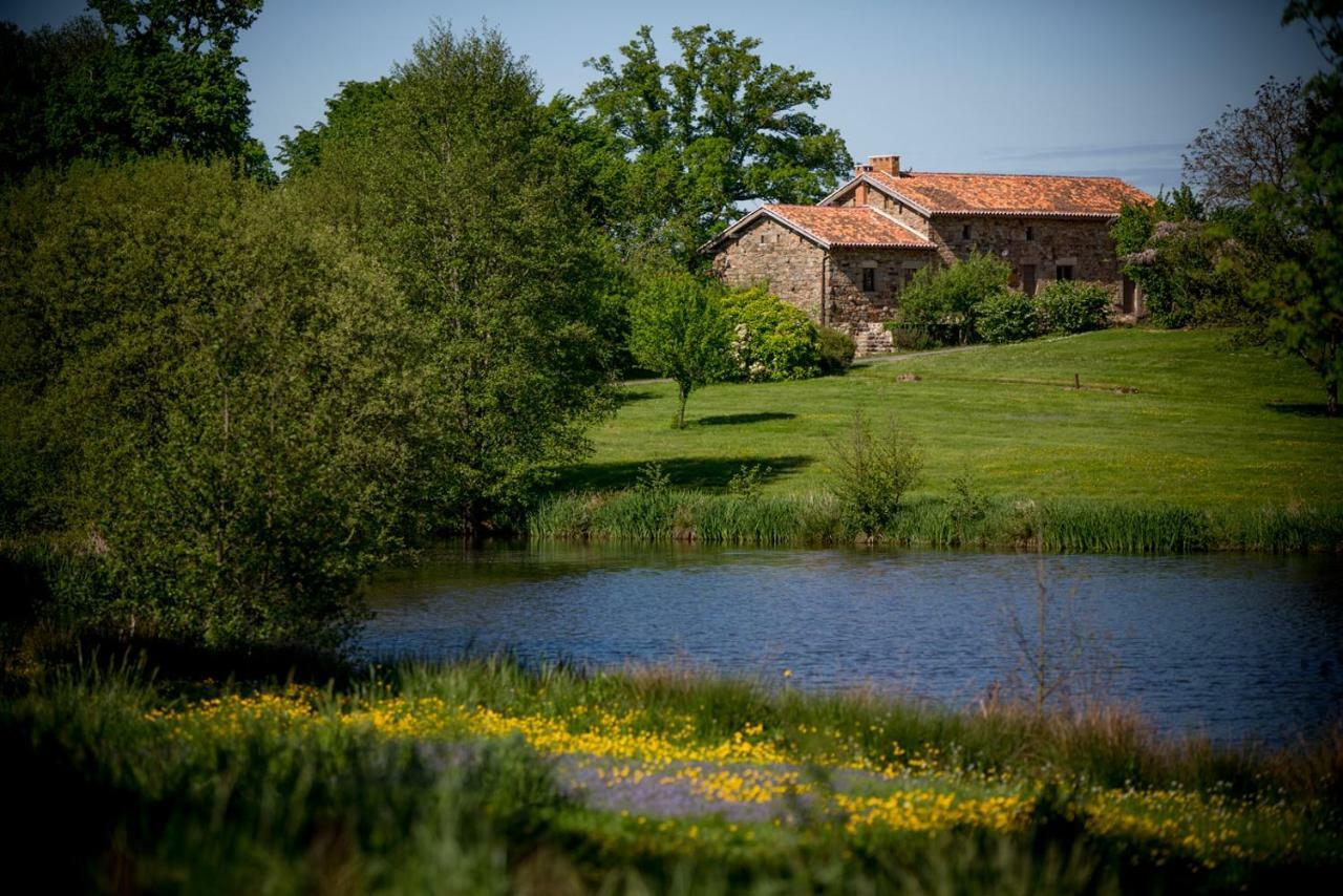 HOTEL Domaine des Etangs Massignac Exterior foto